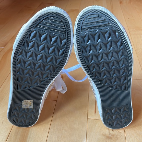 Balera silver sequin high-top sneakers Size 9 Display pair @ dance studio NWOT - Picture 3 of 9